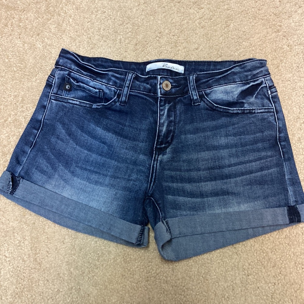 KanCan dark denim jean shorts. Size 27 - Picture 3 of 8